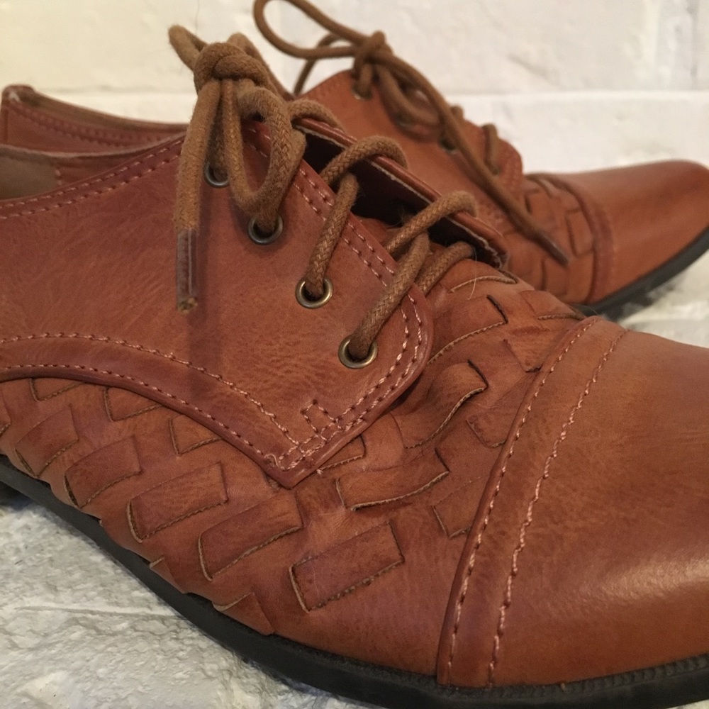 Oxford shoes